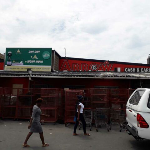 Arrows Cash and Carry
